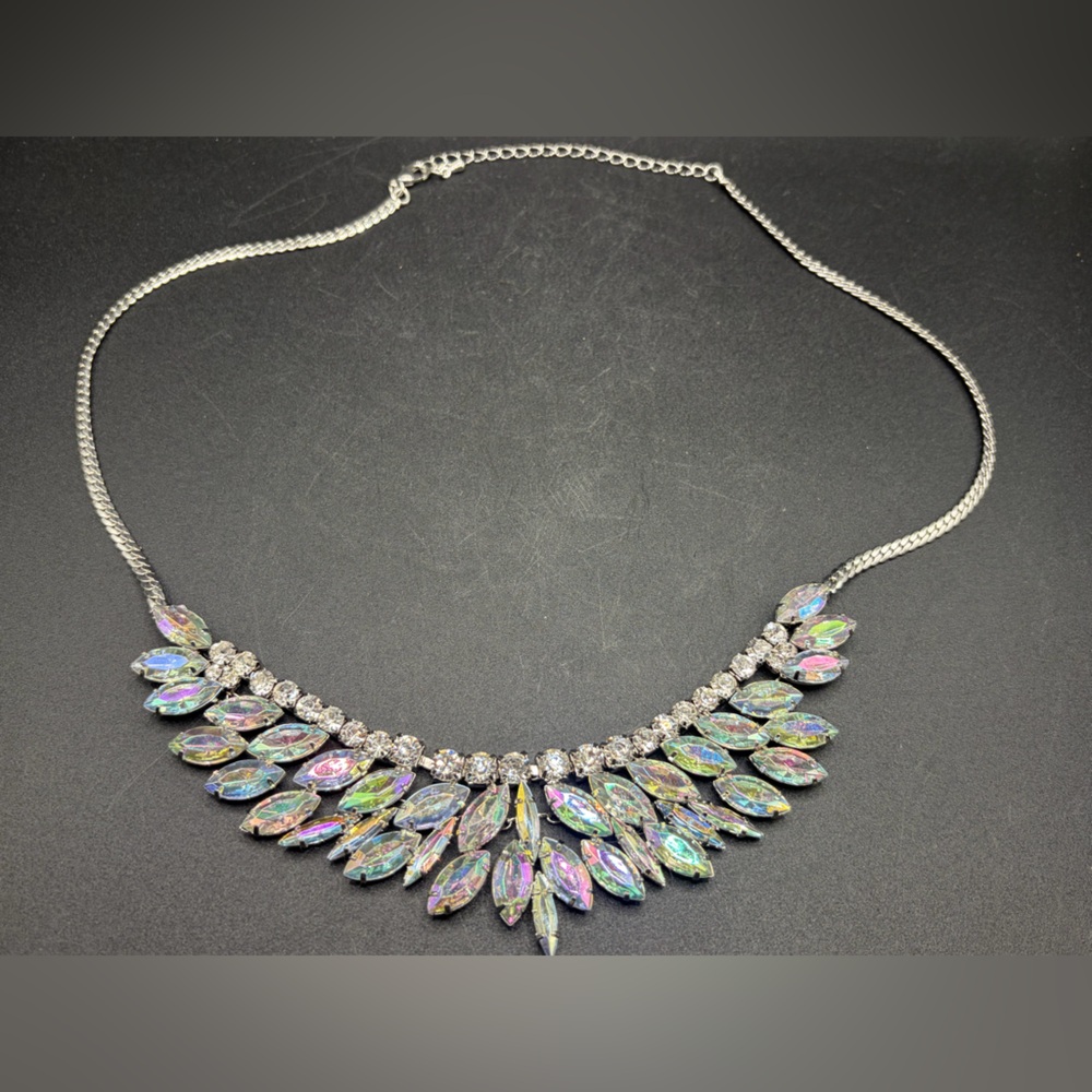 Aurora Borealis Iridescent Necklace - Picture 8 of 12